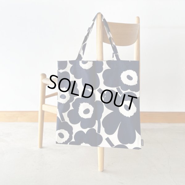 画像1: marimekko　ファブリックバッグ　Pieni Unikko ネイビー×オフホワイト (1)